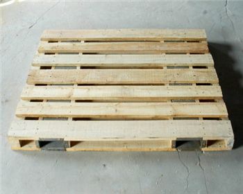 我們在選擇木制托盤的時候對材料有哪些要求
